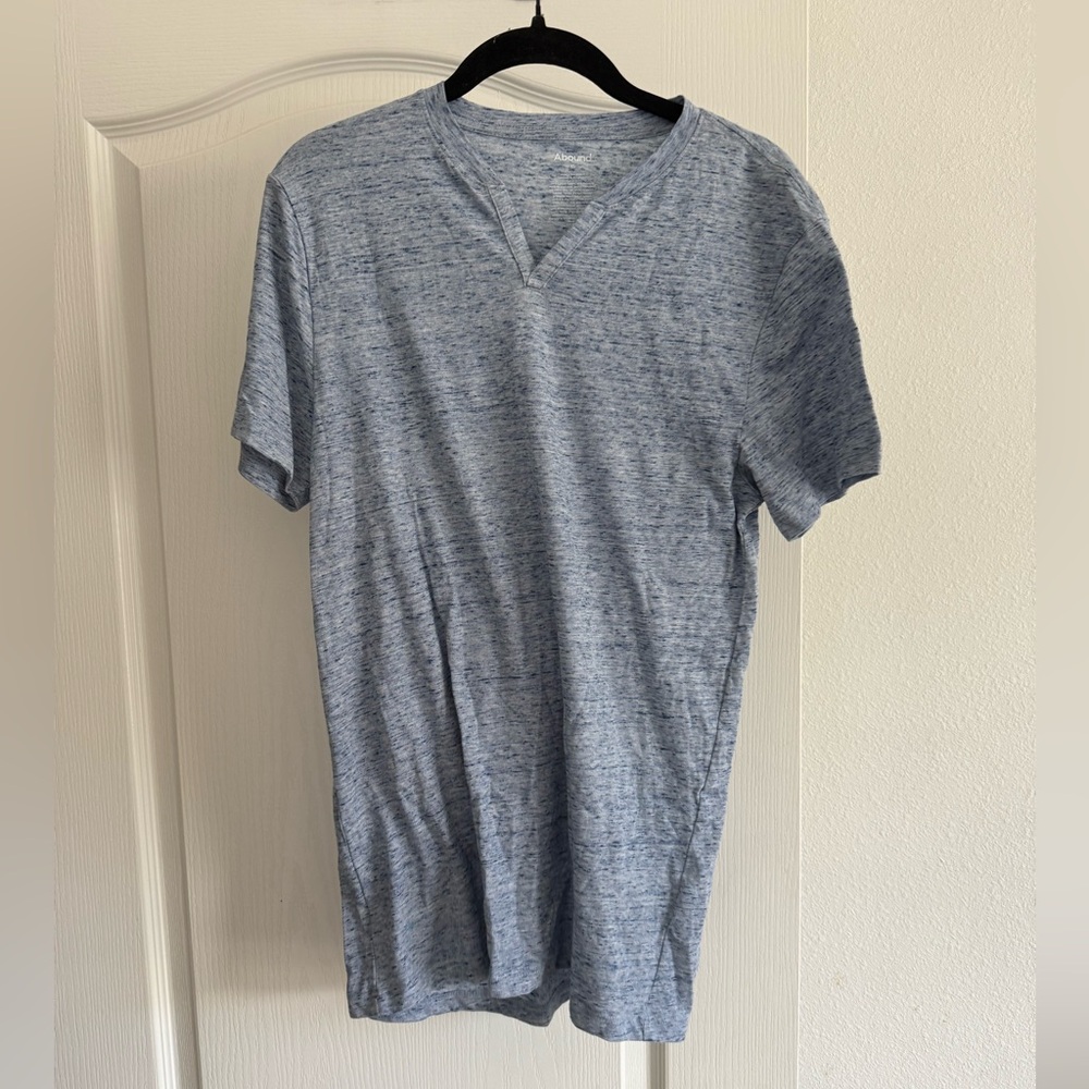 Abound V Neck Tee SZ XS